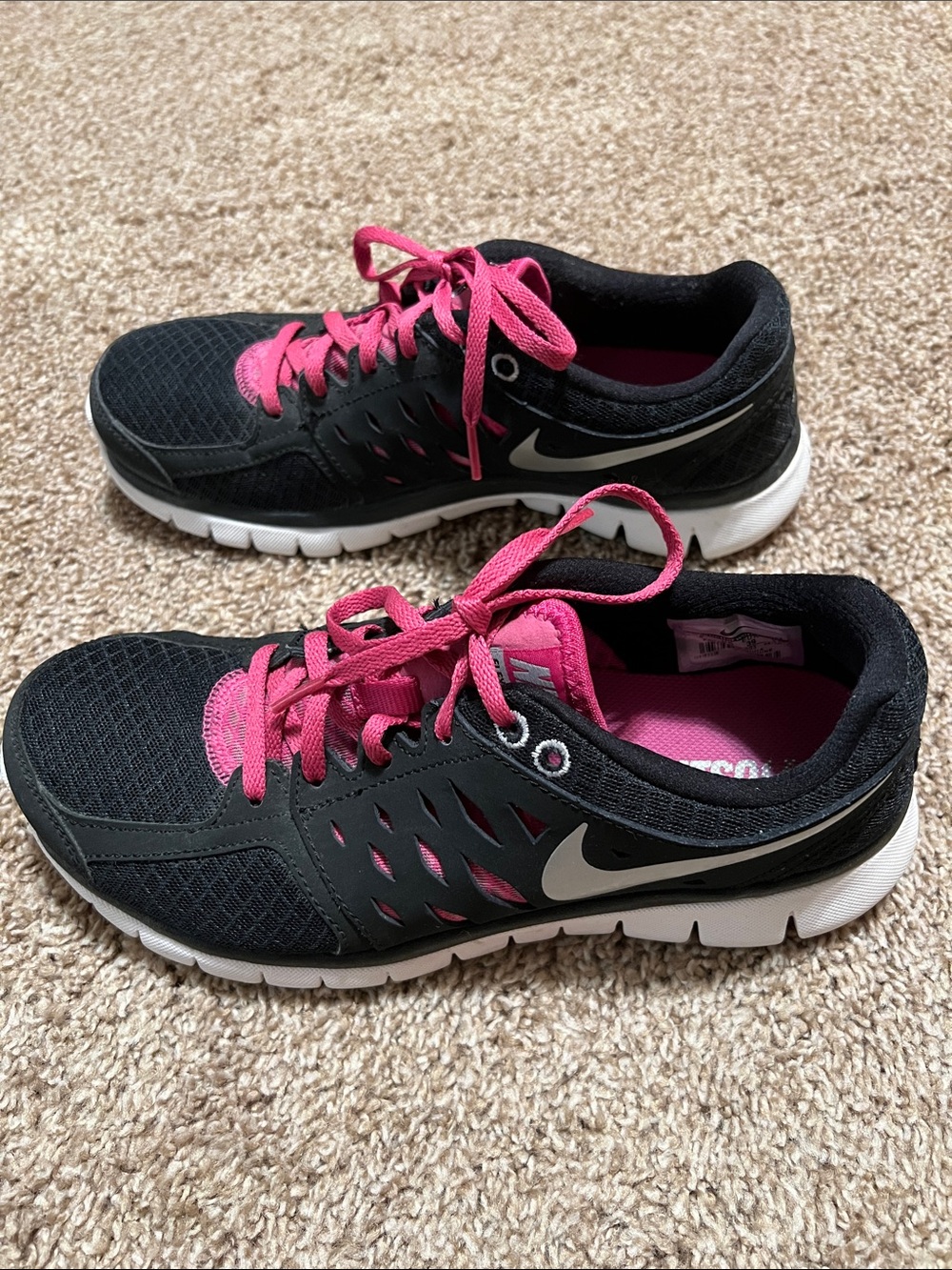 Nike Women’s Black and Pink Athletic Running Shoes